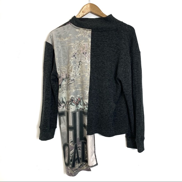 Volt Design Asymmetrical Hem Turtleneck Sweater - Picture 2 of 3